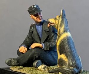 S2KW014 - German tanker with dog